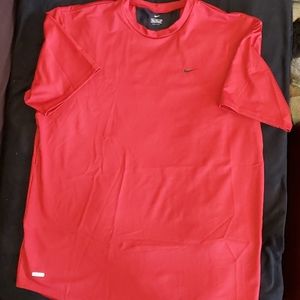 💙Red tennis shirt